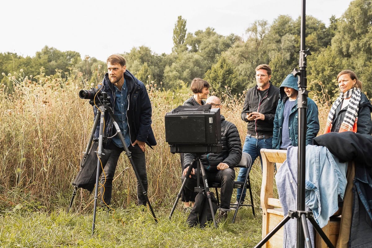 Gruppe von Fotografen bei Natur- und Landschaftsfotografie in Köln.